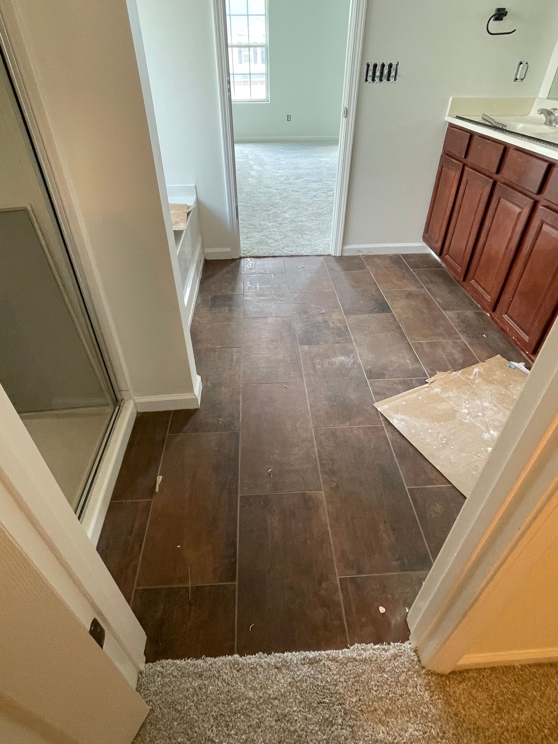 Gallery photos for Stunning Multi-Surface Flooring Transformation: Image #5