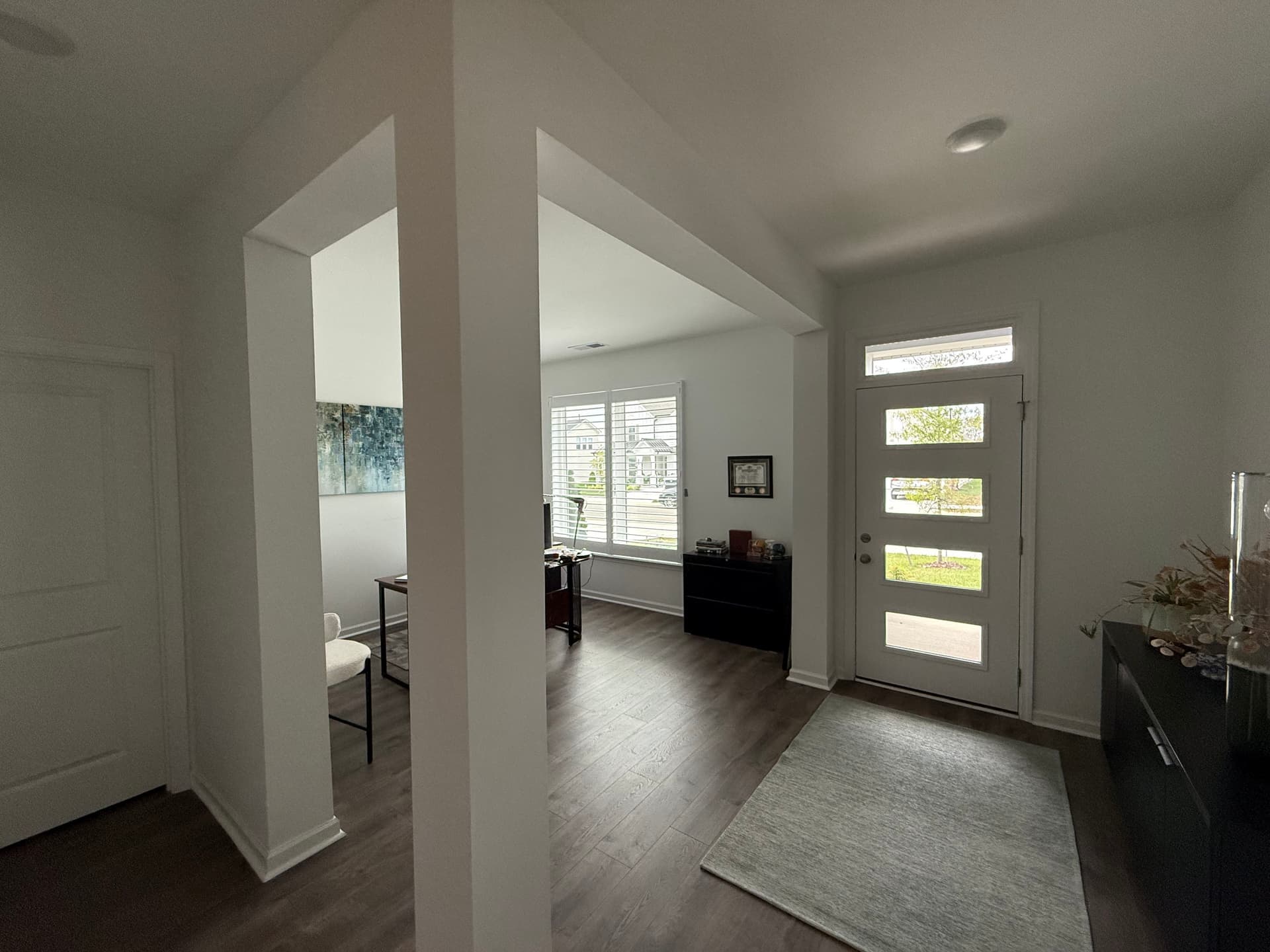 Gallery photos for Creating a New Private Office Space with Style: Image #1