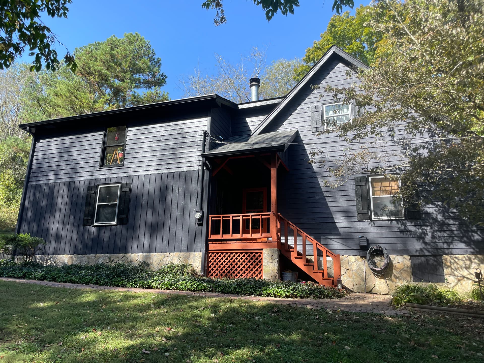 Gallery photos for Charming Home Makeover with Poolside Bliss: Image #1