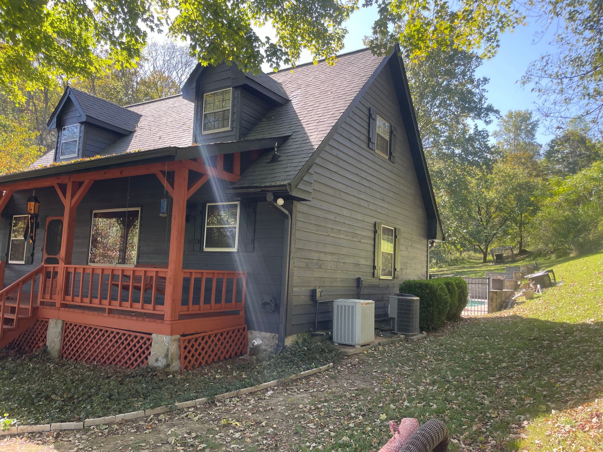 Gallery photos for Charming Home Makeover with Poolside Bliss: Image #3