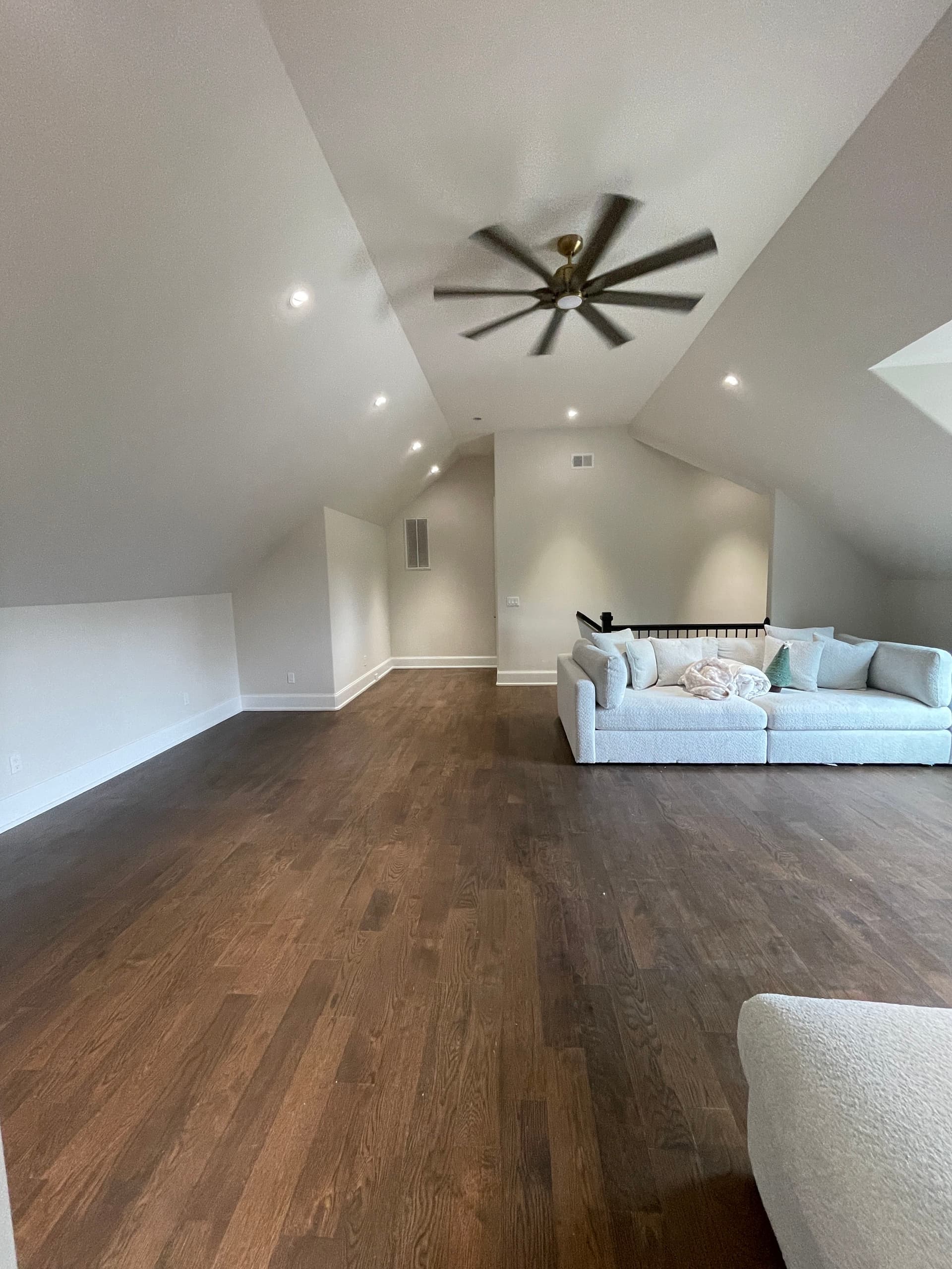 Gallery photos for Cluttered Attic Storage Space Turned Full Living Room: Image #3