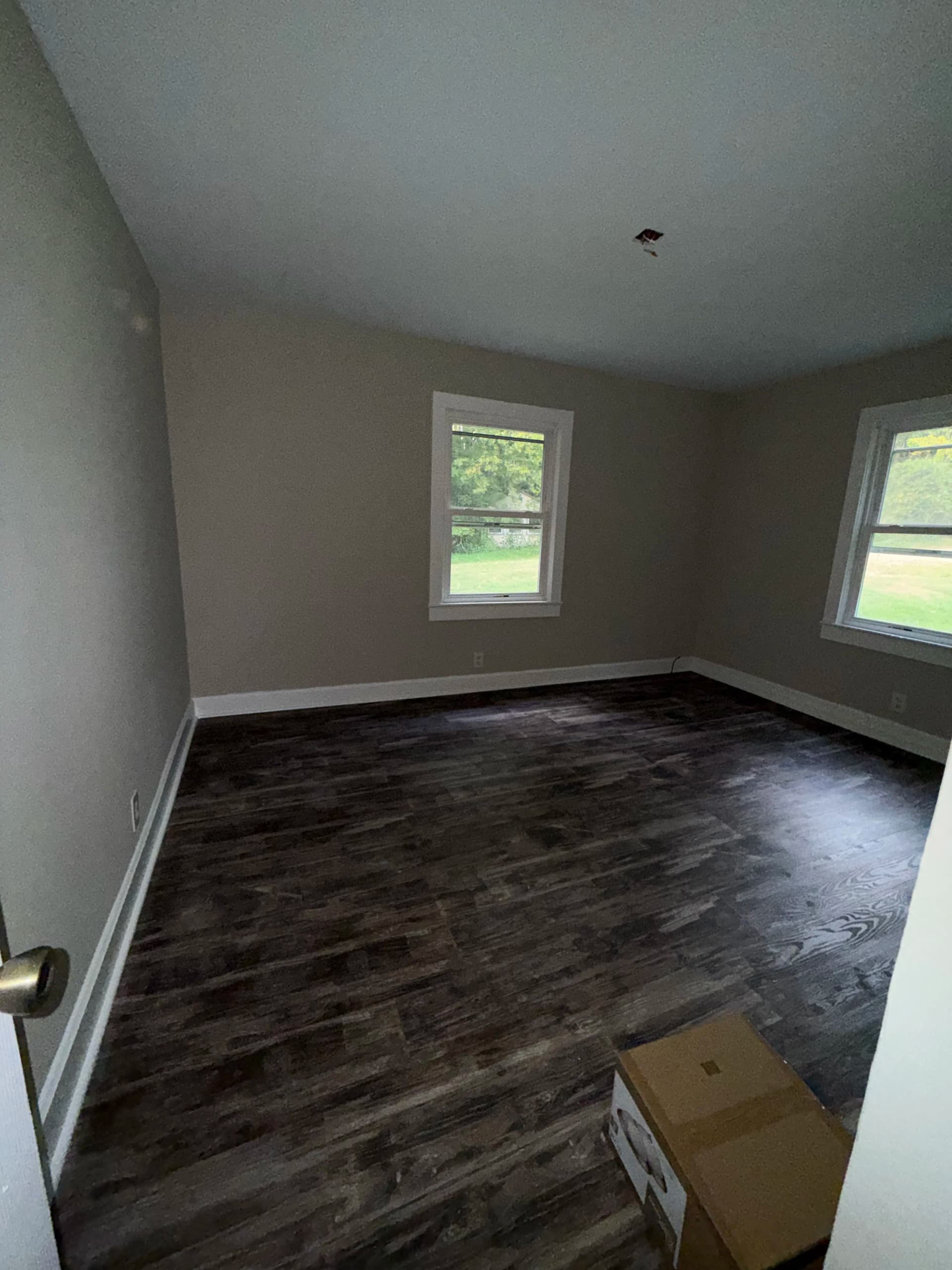Gallery photos for Rental Property Mold Remediation and Full Interior Renovation: Image #9