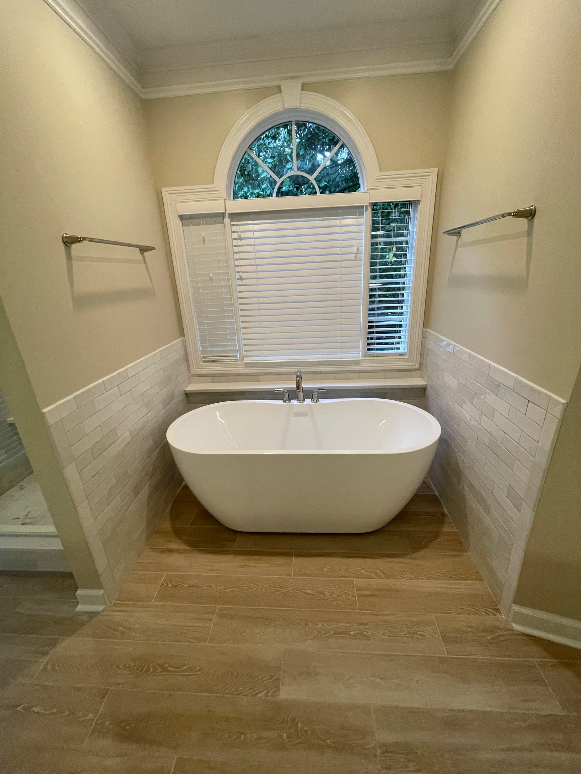 Gallery photos for Custom Bathroom Remodel in Brentwood TN with Premium Tile: Image #2