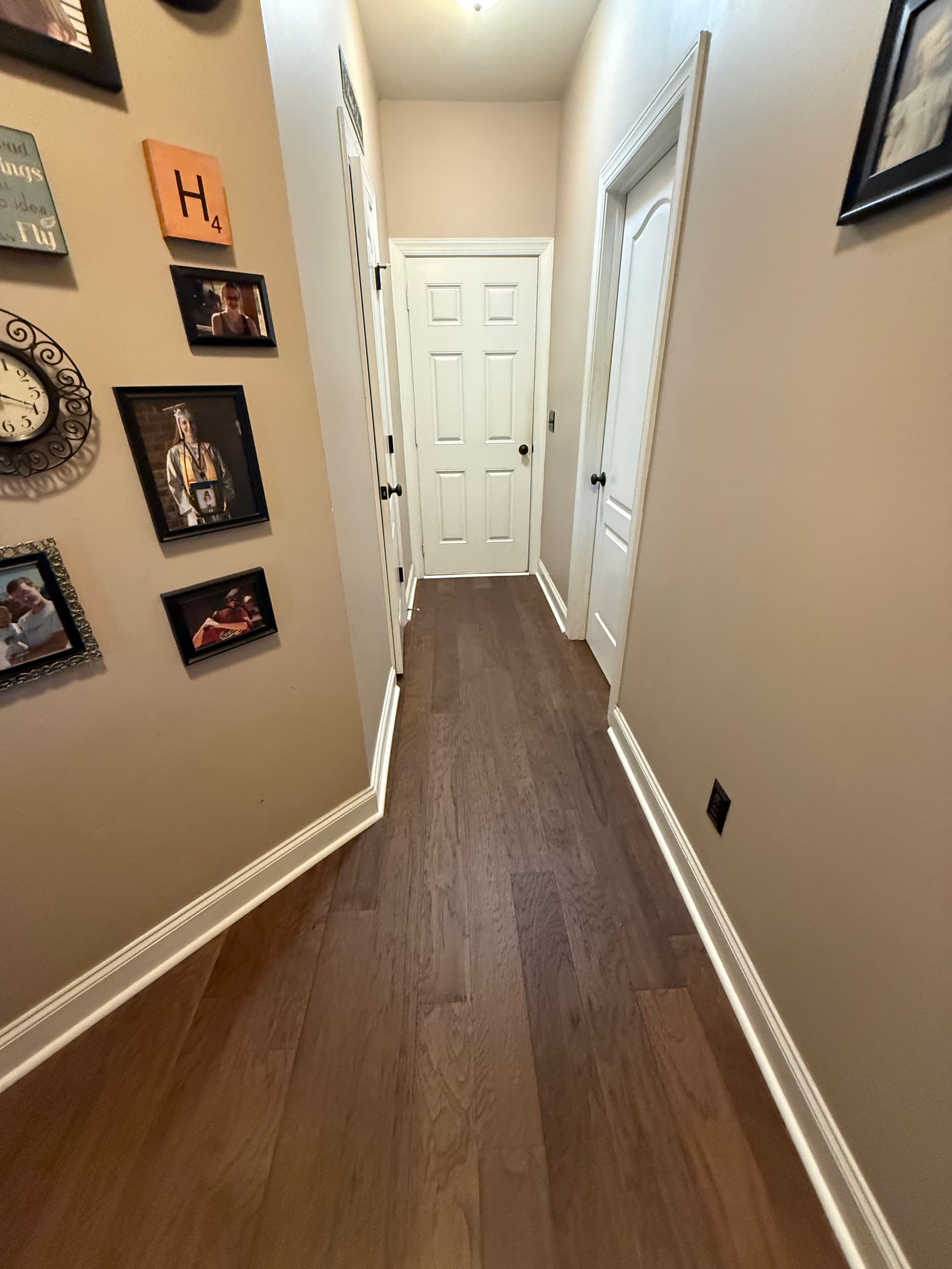 Gallery photos for Stunning Hickory Almeda Flooring Overhaul: Image #5